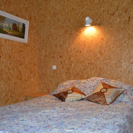 Chalet En Pleine Nature A Orsennes Avec Etang A Proximite, Ideal Pour 6 Personnes Et Animaux Admis - Fr-1-591-170 エクステリア 写真