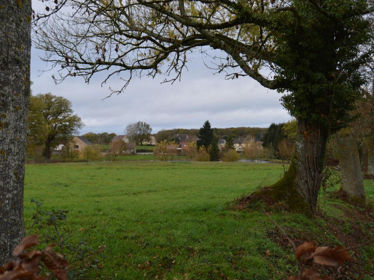 Chalet En Pleine Nature A Orsennes Avec Etang A Proximite, Ideal Pour 6 Personnes Et Animaux Admis - Fr-1-591-170 エクステリア 写真